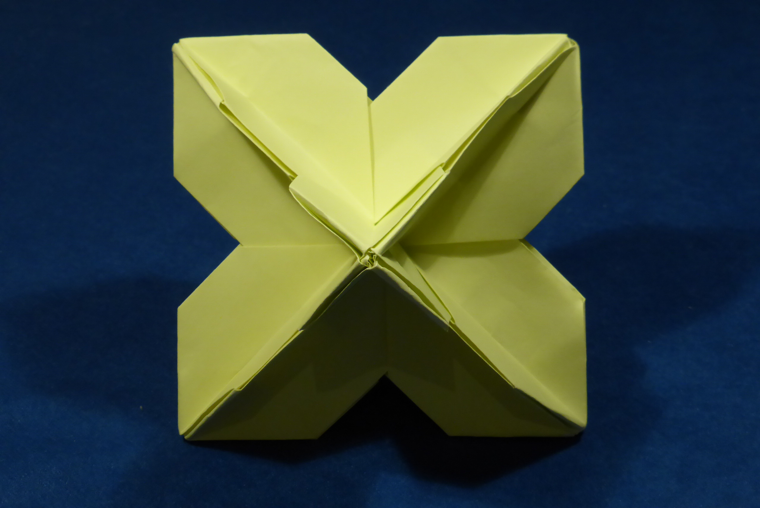 Traditional Ninja Star - Origami by Michał Kosmulski