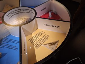 Origami at Polin Museum - Banger