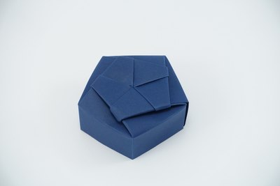 Pentagonal Box, CFW 219 (Shuzo Fujimoto), upside-down