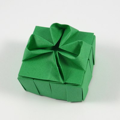 Shamrock Box (Michał Kosmulski)