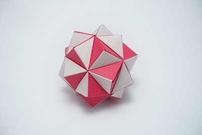 Usage example (variant with color change): Spiked Icosahedron