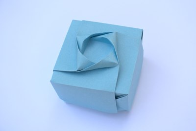 Whirlwind Box, folded without the grid
